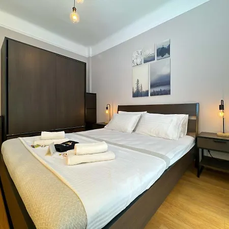 Rebecca's Philoxenia Tessalónica